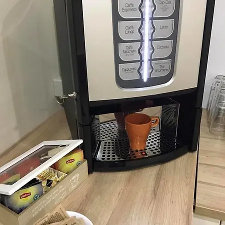 לינה וארוחת בוקר Bb Smartrooms *